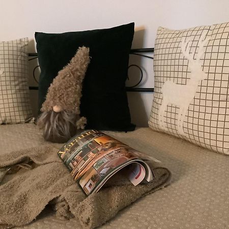 Ezuest Boroka Apartman Eger Bagian luar foto