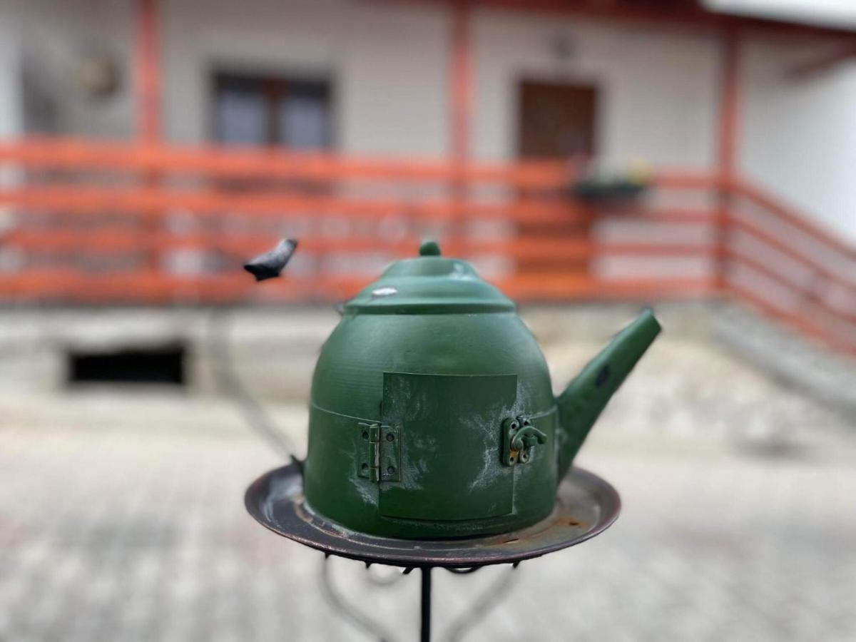 Ezuest Boroka Apartman Eger Bagian luar foto
