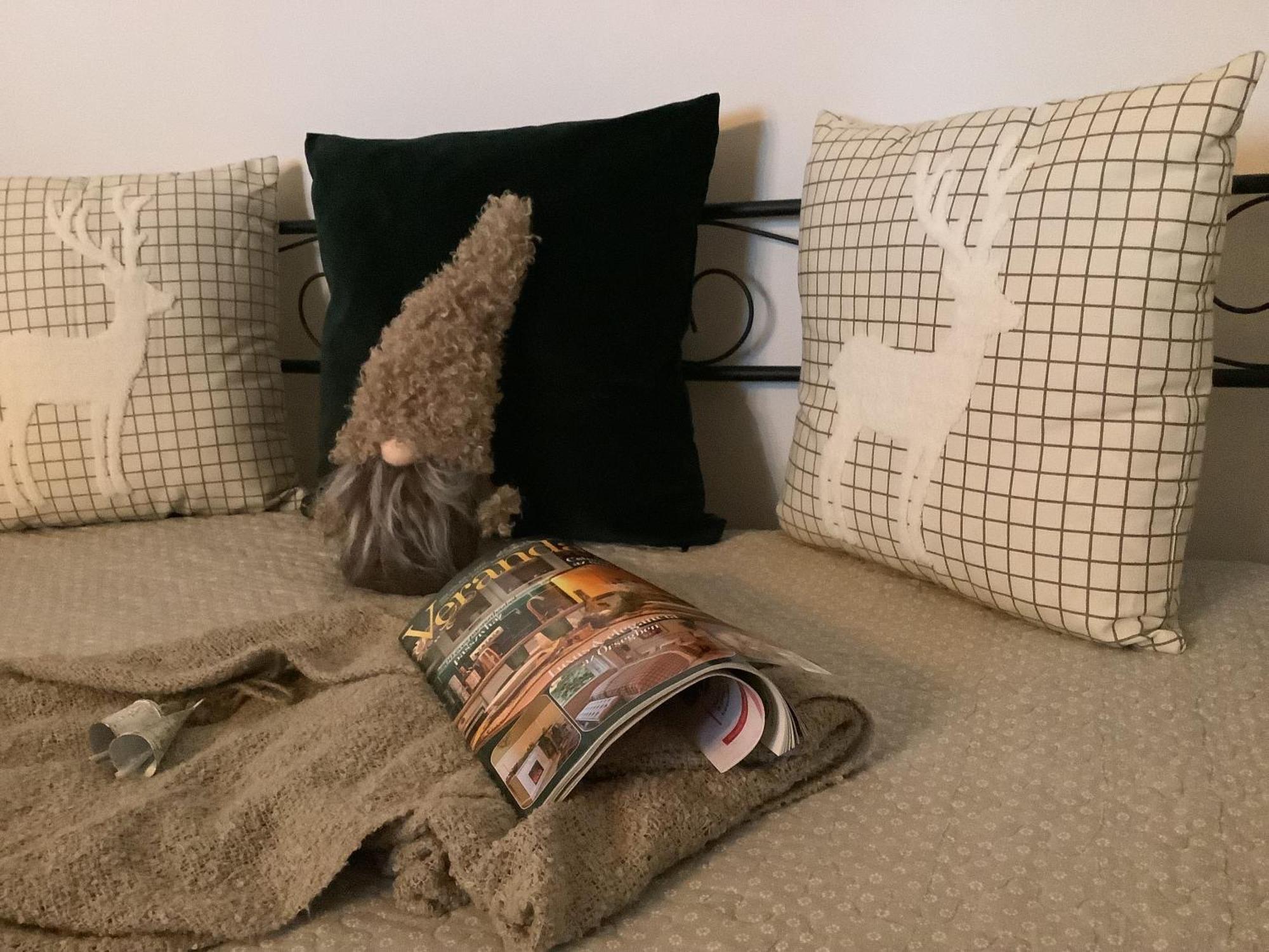 Ezuest Boroka Apartman Eger Bagian luar foto